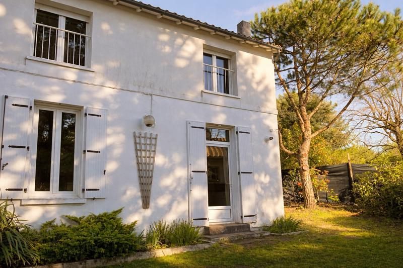 Vente Maison ST GEORGES DE DIDONNE - 4 pièces -80 m² - (17110)