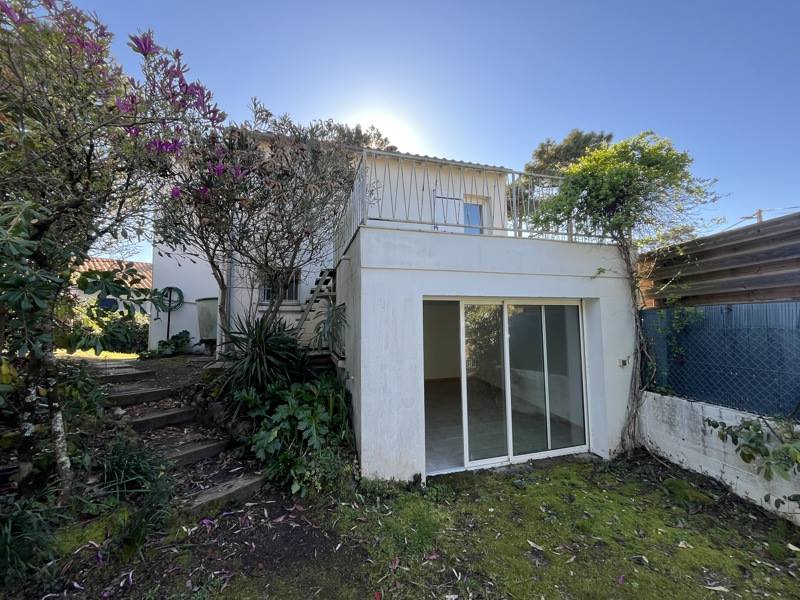 Vente Maison ST GEORGES DE DIDONNE - 4 pièces -80 m² - (17110)