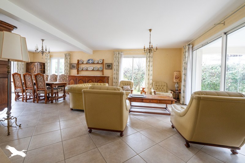 Vente Maison ST GEORGES DE DIDONNE - 4 pièces -153 m² - (17110)