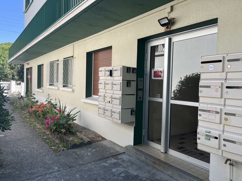 Vente Appartement ST GEORGES DE DIDONNE - 1 pièce -20 m² - (17110)