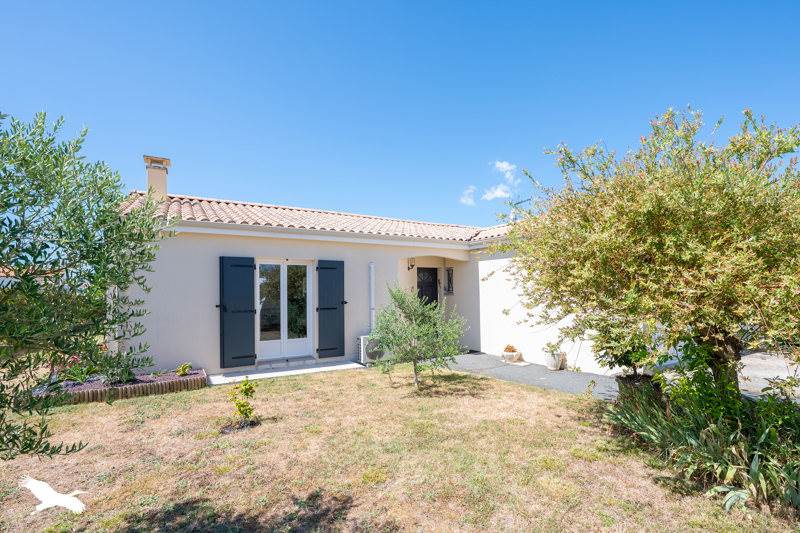 Vente Maison SEMUSSAC - 6 pièces -140 m² - (17120)