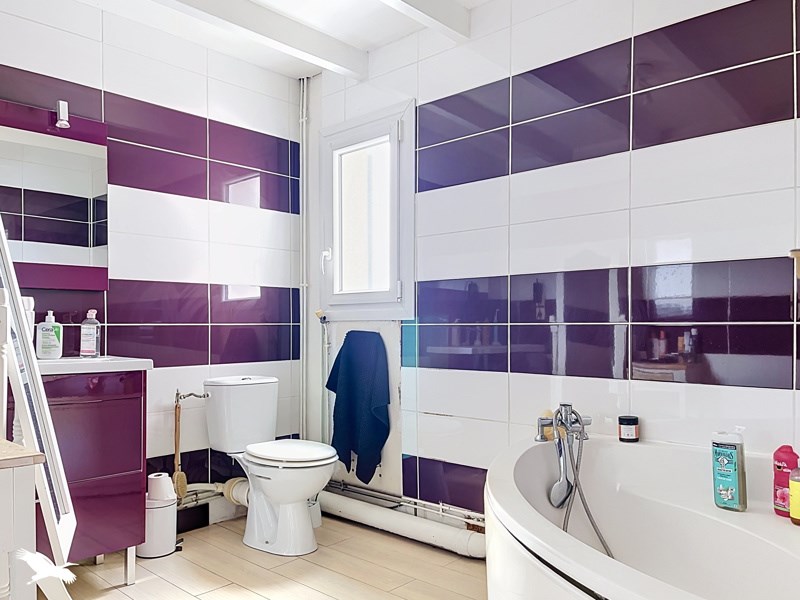 Vente Maison ST GEORGES DE DIDONNE - 4 pièces -118 m² - (17110)