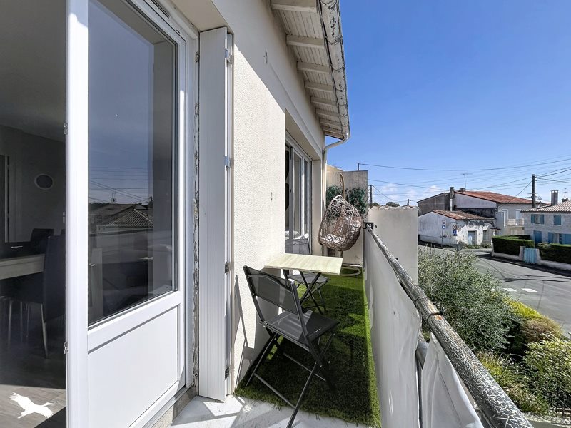 Vente Appartement ST GEORGES DE DIDONNE - 2 pièces -52 m² - (17110)