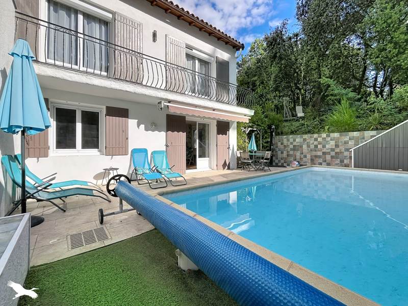 Vente Maison Saint-Georges-de-Didonne - 9 pièces -219 m² - (17110)
