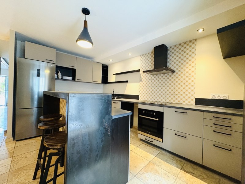 Vente Maison CARCASSONNE - 6 pièces -138 m² - (11000)