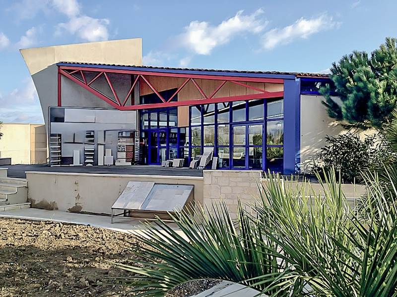 Vente Local commercial CARCASSONNE - -  572 m² - (11000)
