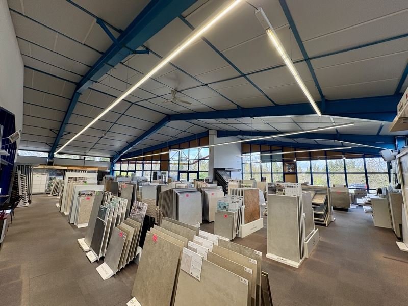 Vente Local commercial CARCASSONNE - -  572 m² - (11000)