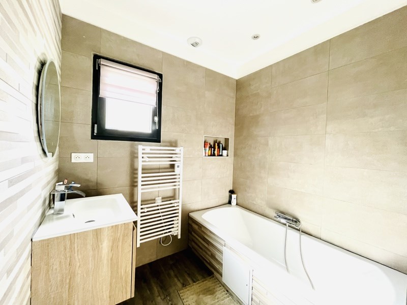 Vente Maison CARCASSONNE - 5 pièces -154 m² - (11000)