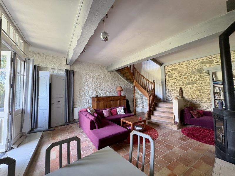 Vente Immeuble CARCASSONNE - 11 pièces -263 m² - (11000)