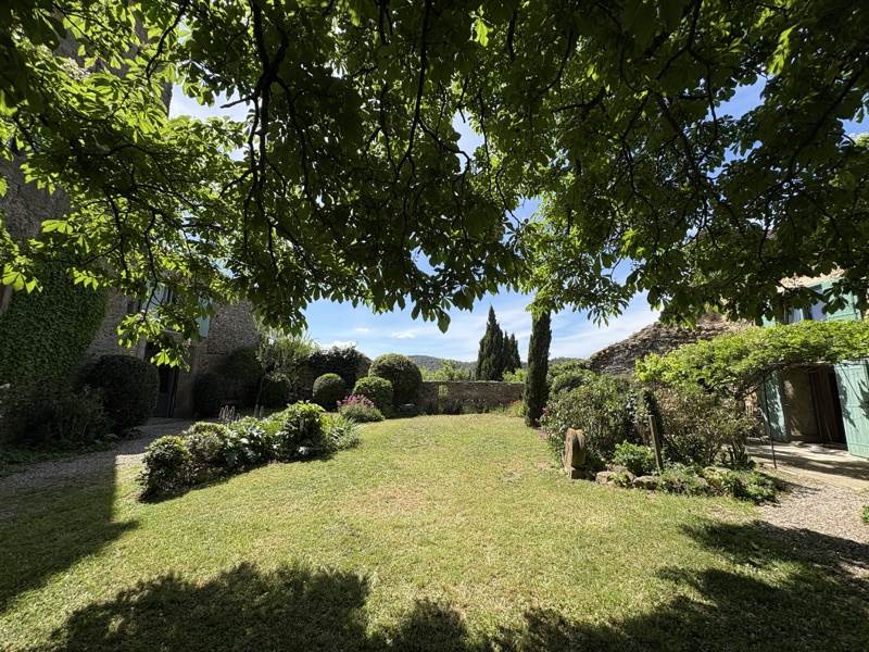 Vente Immeuble CARCASSONNE - 11 pièces -263 m² - (11000)
