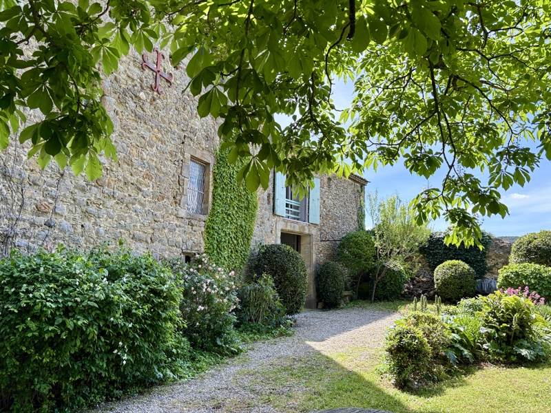 Vente Immeuble CARCASSONNE - 11 pièces -263 m² - (11000)