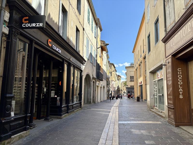 Vente Local commercial CARCASSONNE - -  204 m² - (11000)