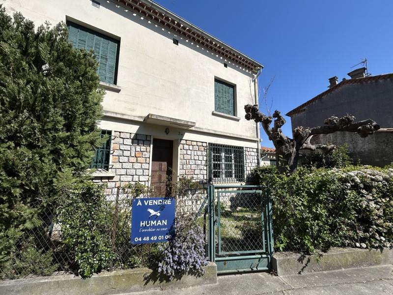 Vente Maison CARCASSONNE - 6 pièces -155 m² - (11000)