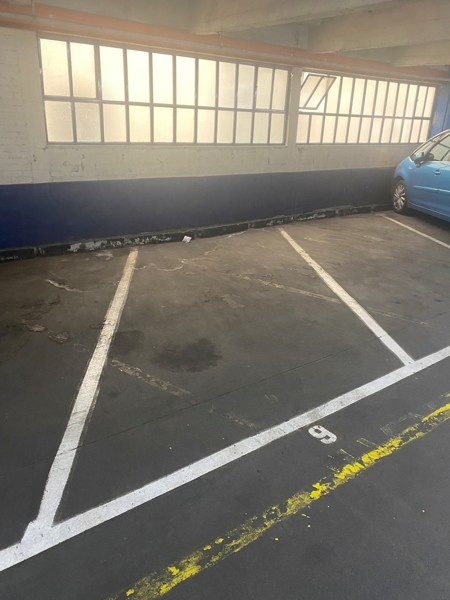 Vente Parking PARIS 17 - -  11 m² - (75017)