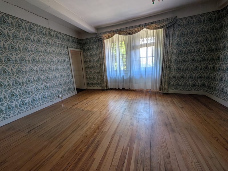 Vente Maison PIERREFITTE NESTALAS - 18 pièces -358 m² - (65260)