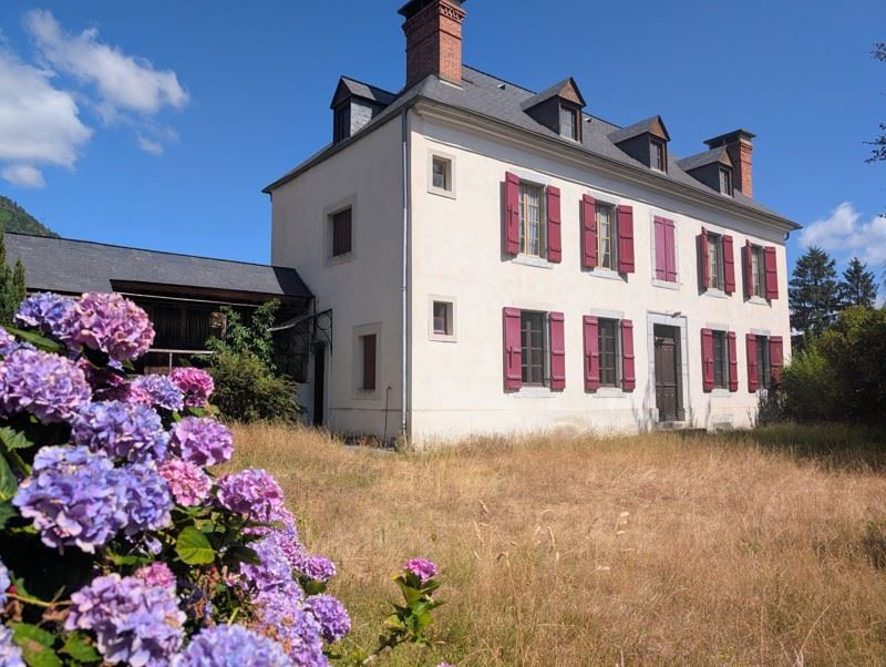 Vente Maison SOULOM - 5 pièces -156 m² - (65260)