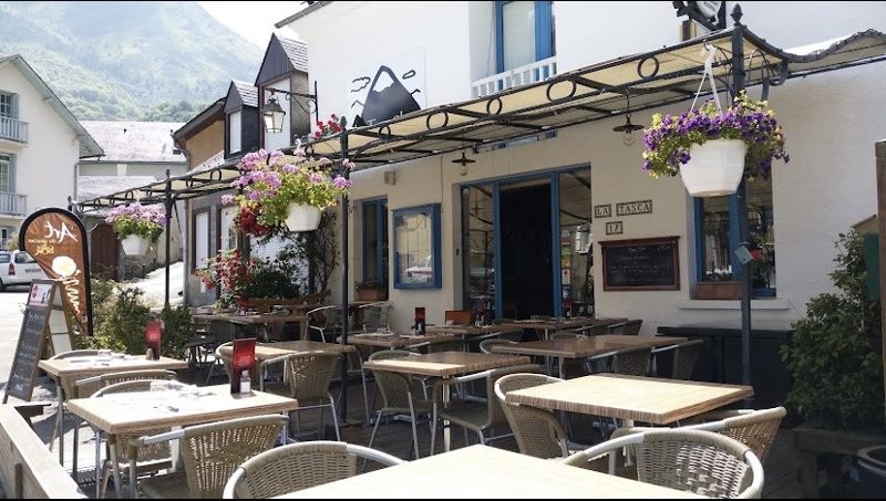 Vente Immeuble LUZ ST SAUVEUR - -  260 m² - (65120)