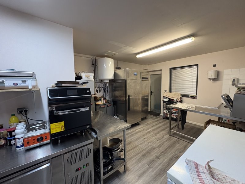 Vente Local commercial BAREGES - -  70 m² - (65120)