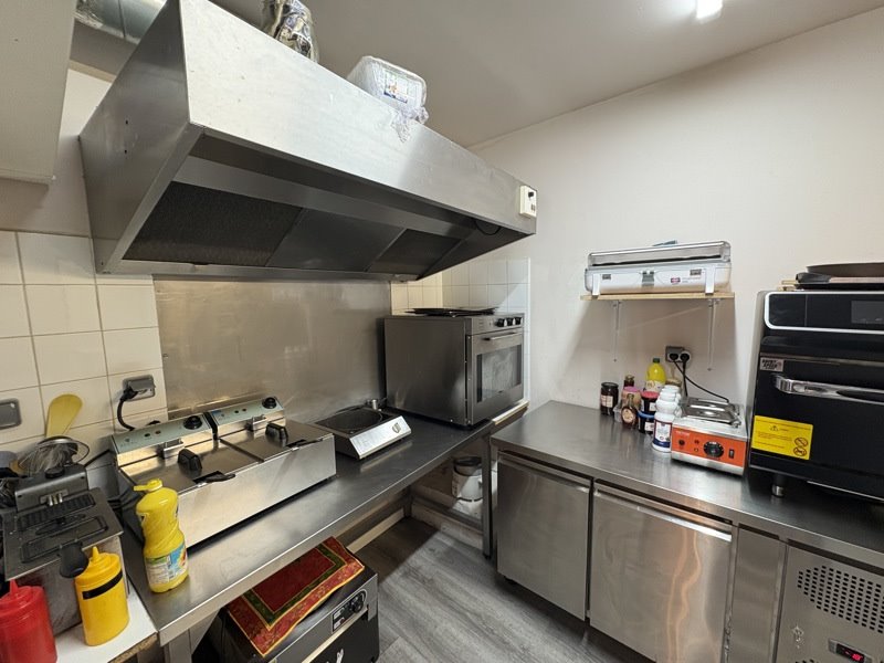 Vente Local commercial BAREGES - -  70 m² - (65120)