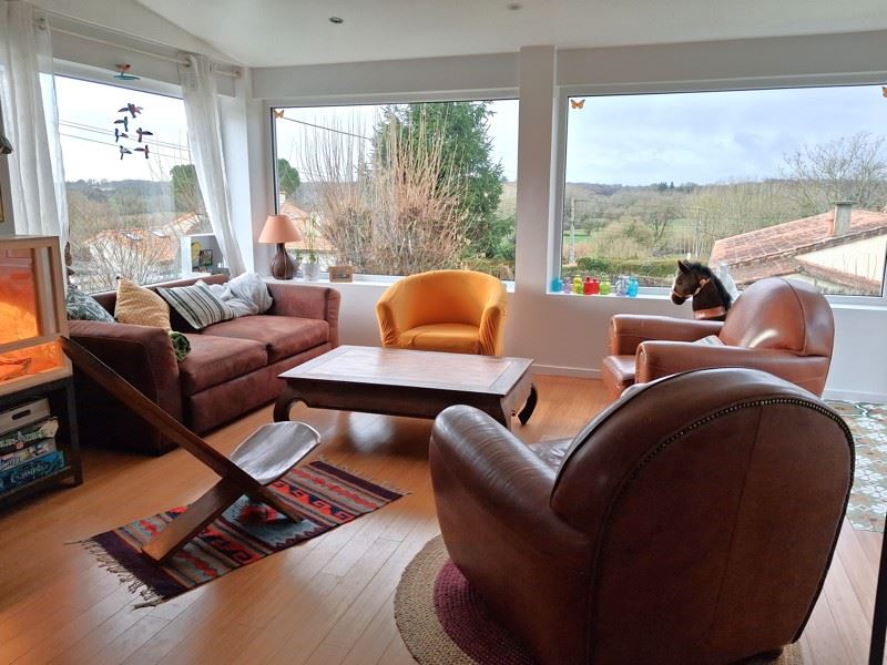 Vente Maison CLOUE - 7 pièces -177 m² - (86600)