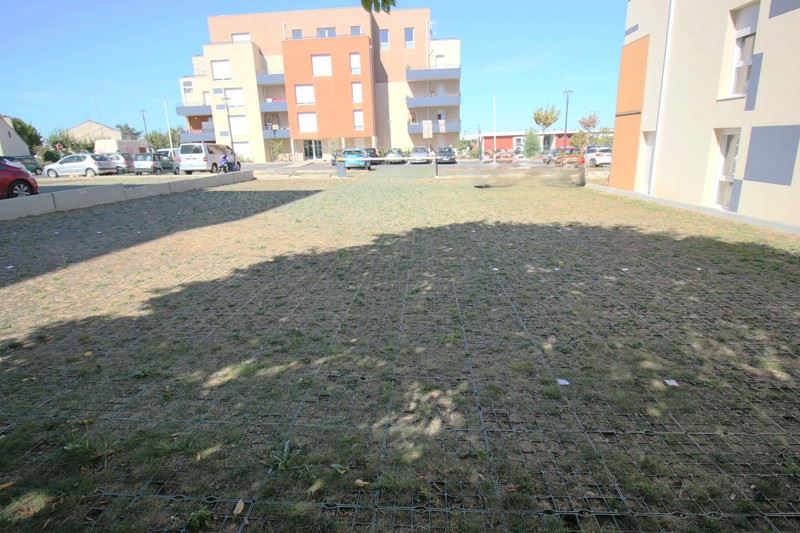 Vente Parking POITIERS - -  340 m² - (86000)
