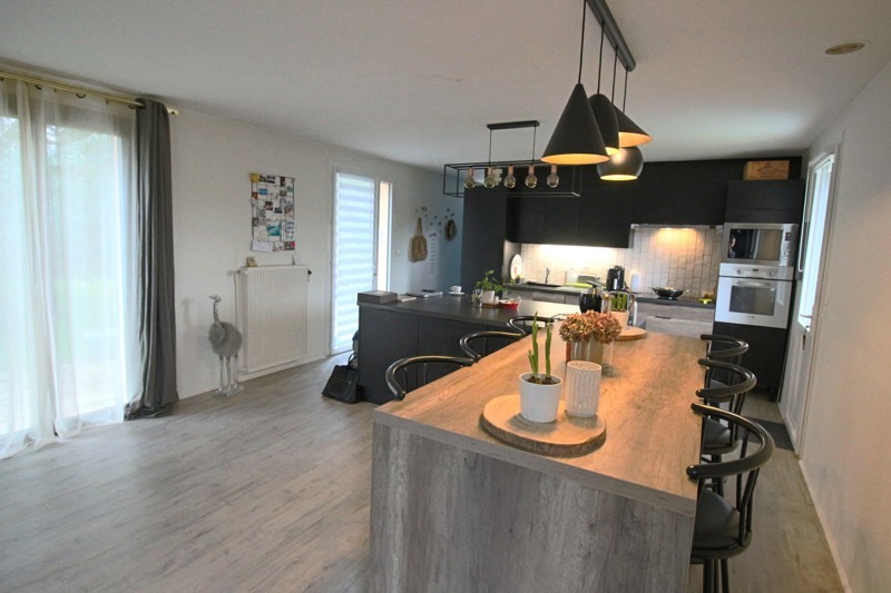 Vente Maison MONTAMISE - 4 pièces -119 m² - (86360)