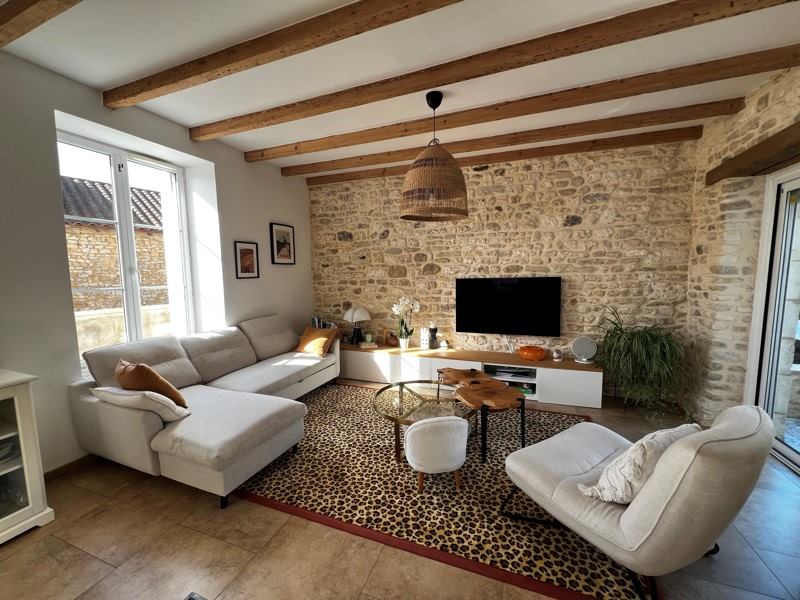 Vente Maison Cissé - 5 pièces -151 m² - (86170)