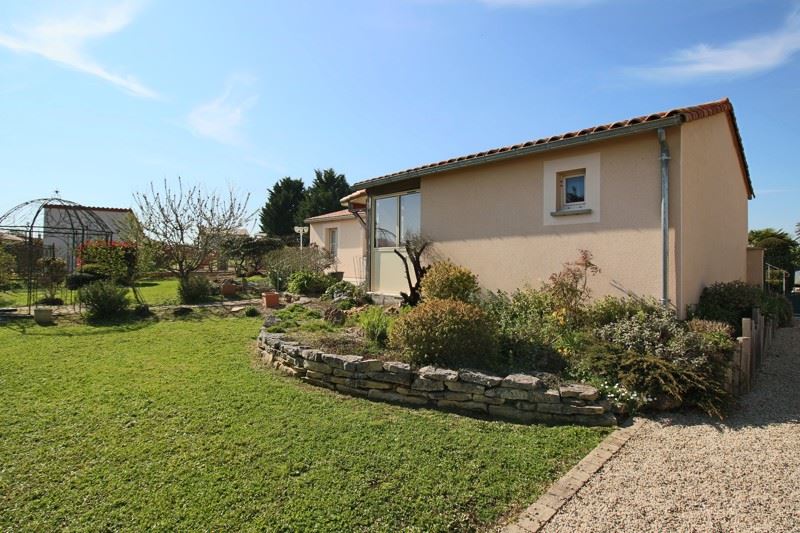 Vente Maison CHATEAU LARCHER - 4 pièces -92 m² - (86370)