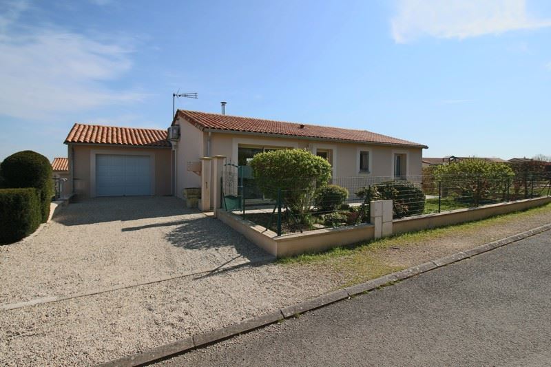 Vente Maison CHATEAU LARCHER - 4 pièces -92 m² - (86370)