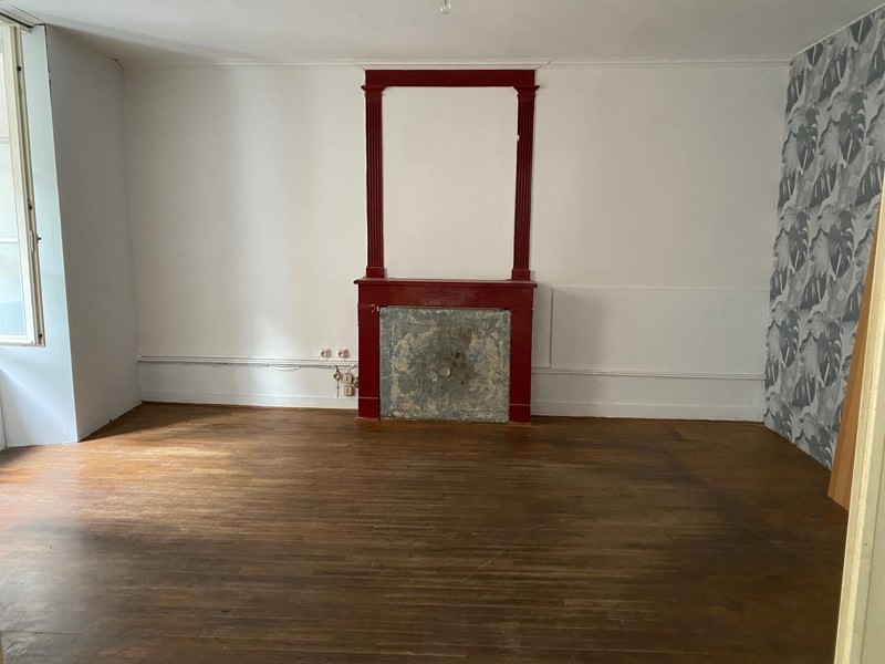Vente Maison MIREBEAU - 6 pièces -145 m² - (86110)