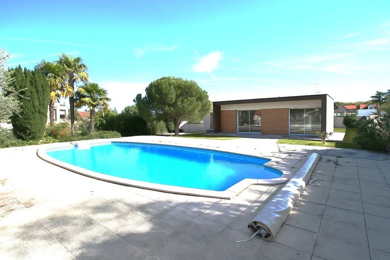 Vente Maison POITIERS - 6 pièces -242 m² - (86000)