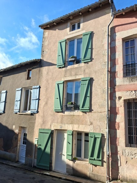 Vente Maison SANXAY - 4 pièces -66 m² - (86600)