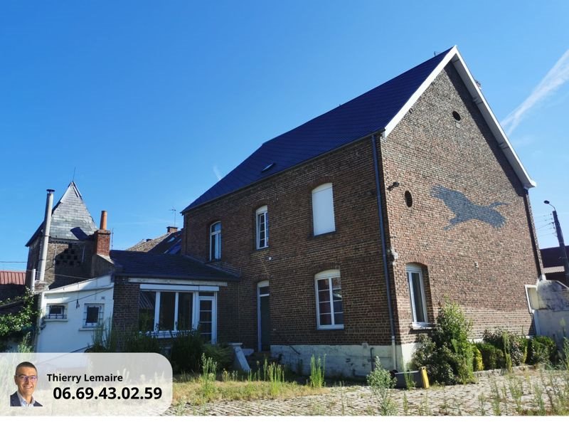 Vente Maison Féchain - 7 pièces -215 m² - (59247)