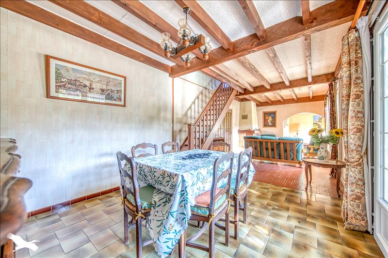 Vente Maison GUJAN MESTRAS - 5 pièces -125 m² - (33470)