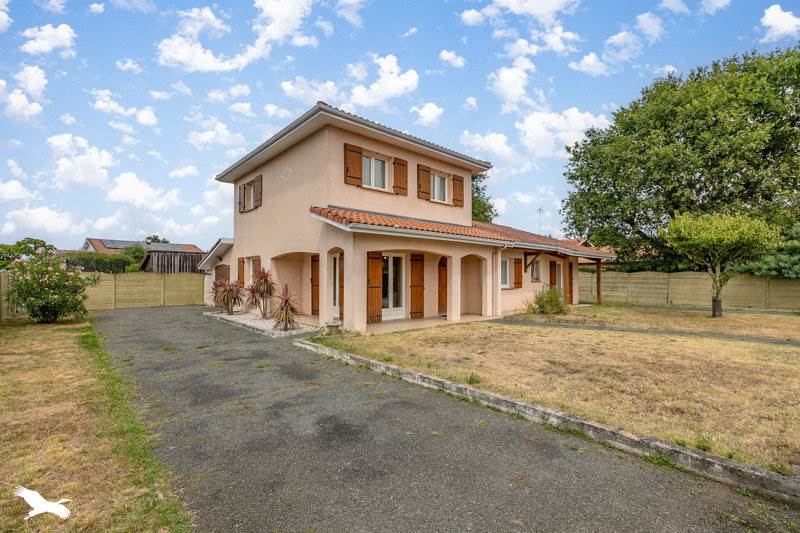 Vente Maison GUJAN MESTRAS - 6 pièces -180 m² - (33470)