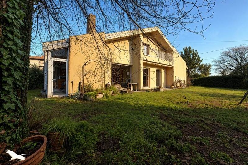Vente Maison GUJAN MESTRAS - 5 pièces -153 m² - (33470)