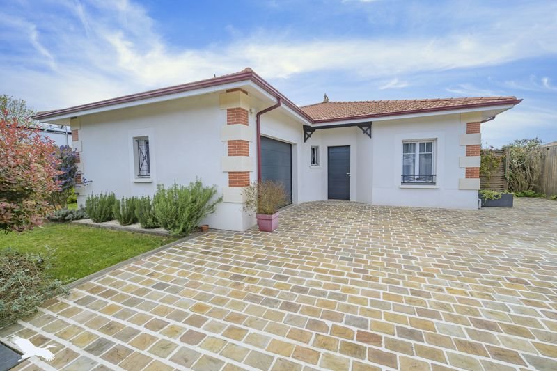 Vente Maison GUJAN MESTRAS - 4 pièces -120 m² - (33470)