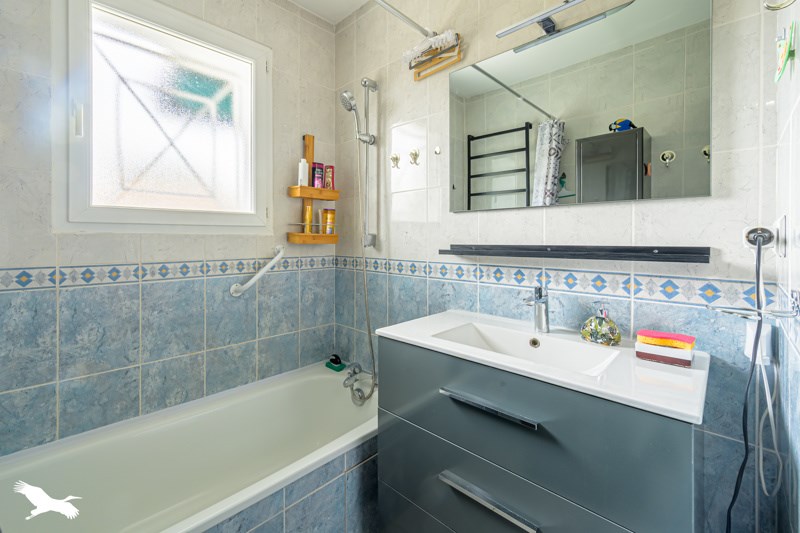 Vente Maison GUJAN MESTRAS - 4 pièces -96 m² - (33470)