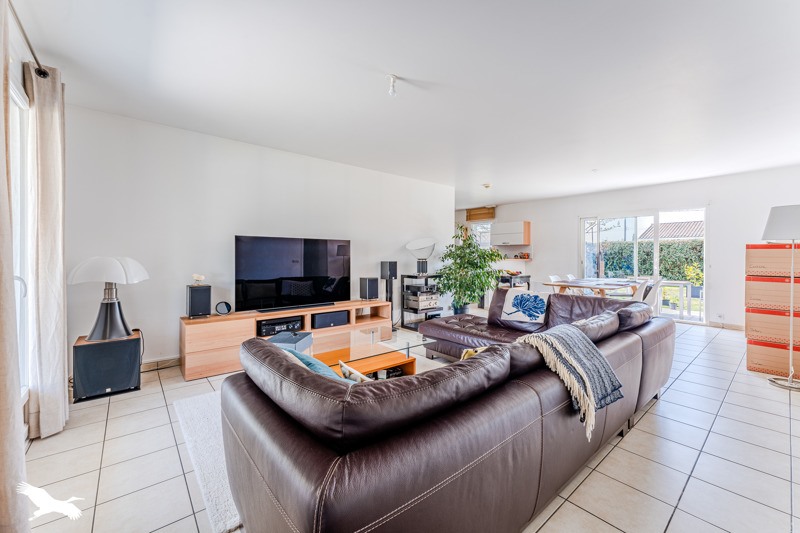 Vente Maison GUJAN MESTRAS - 5 pièces -101 m² - (33470)