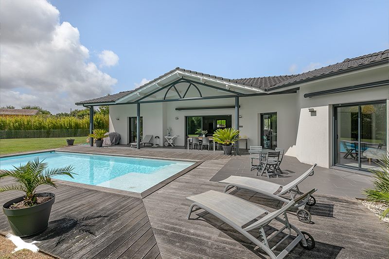 Vente Maison GUJAN MESTRAS - 5 pièces -161 m² - (33470)