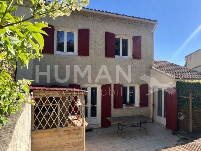 Maison 6 pièces 120 m²