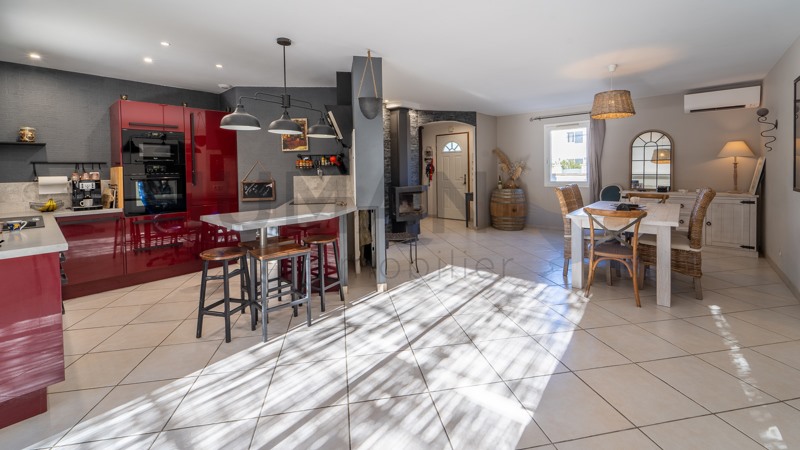 Vente Maison CHEVAL BLANC - 6 pièces -128 m² - (84460)