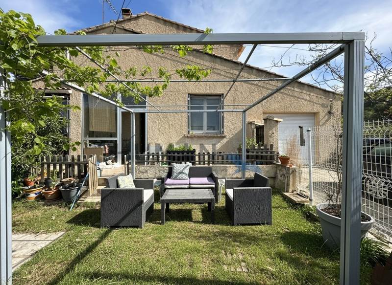 Vente Maison TAILLADES - 7 pièces -153 m² - (84300)