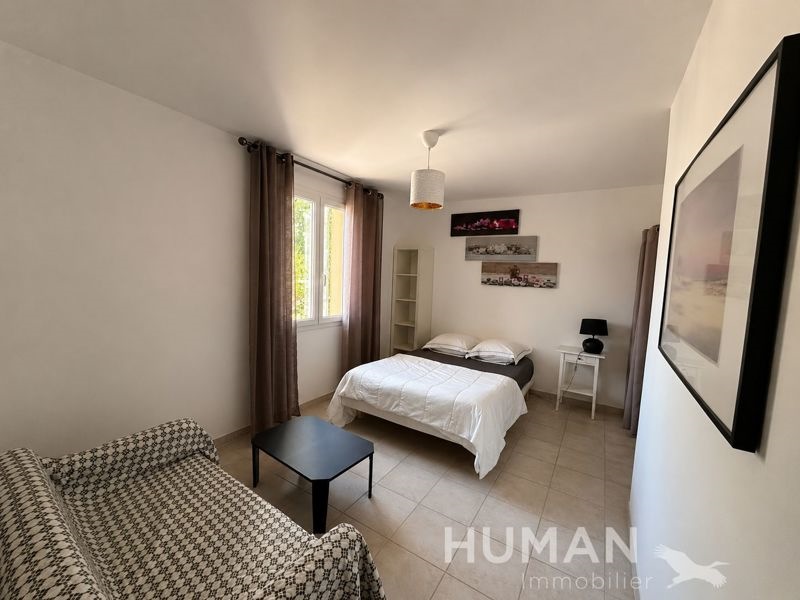 Vente Maison LA ROQUE D ANTHERON - 6 pièces -202 m² - (13640)