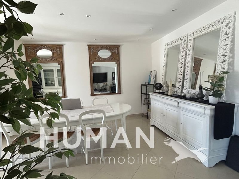 Vente Maison LA ROQUE D ANTHERON - 6 pièces -202 m² - (13640)