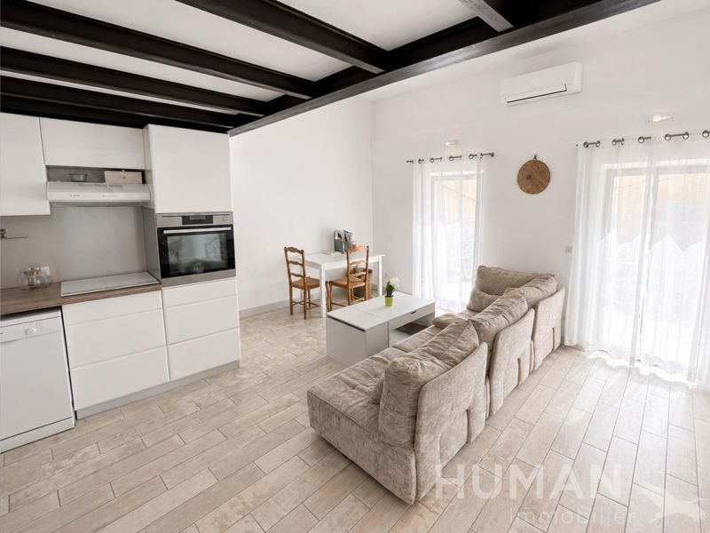 Vente Appartement LAMBESC - 2 pièces -47 m² - (13410)