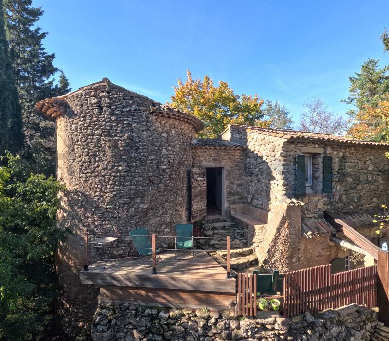 Vente Maison ROGNES - 4 pièces -100 m² - (13840)