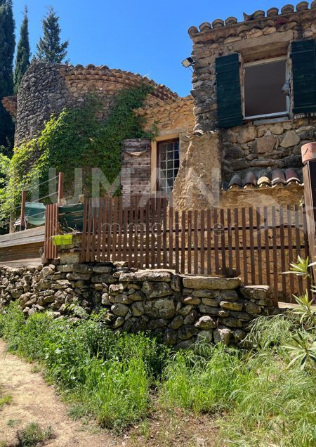 Vente Maison ROGNES - 4 pièces -100 m² - (13840)