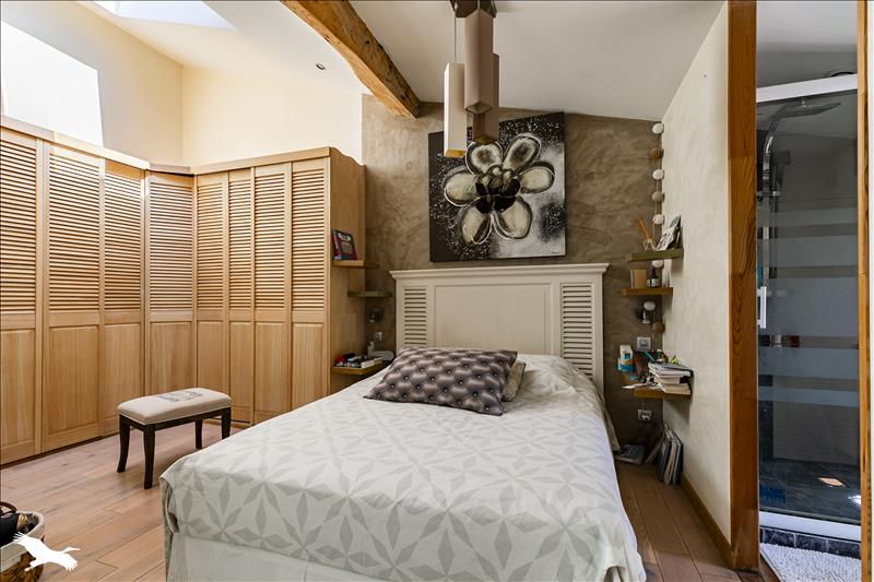 Vente Maison VILLENAVE D ORNON - 7 pièces -147 m² - (33140)