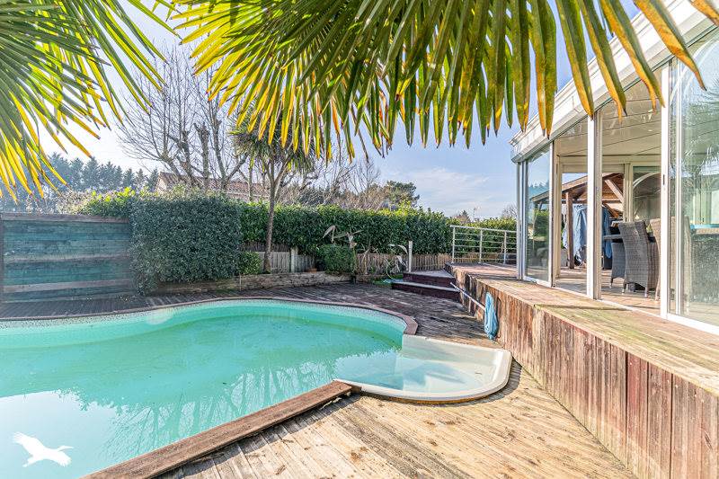 Vente Maison VILLENAVE D ORNON - 5 pièces -100 m² - (33140)